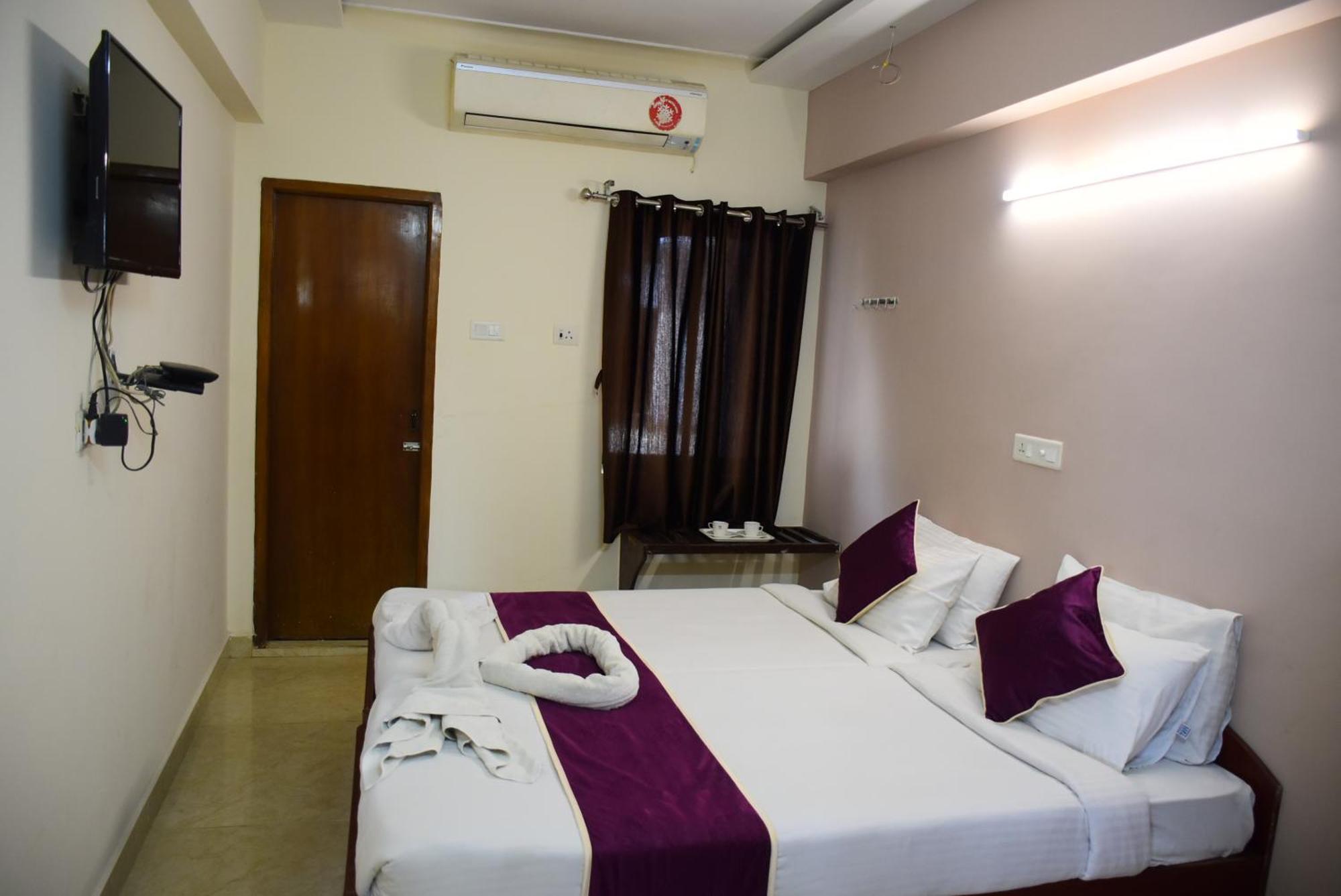 Naksha Tree Hotels Kishore Inn - Koyambedu Madrás Exterior foto