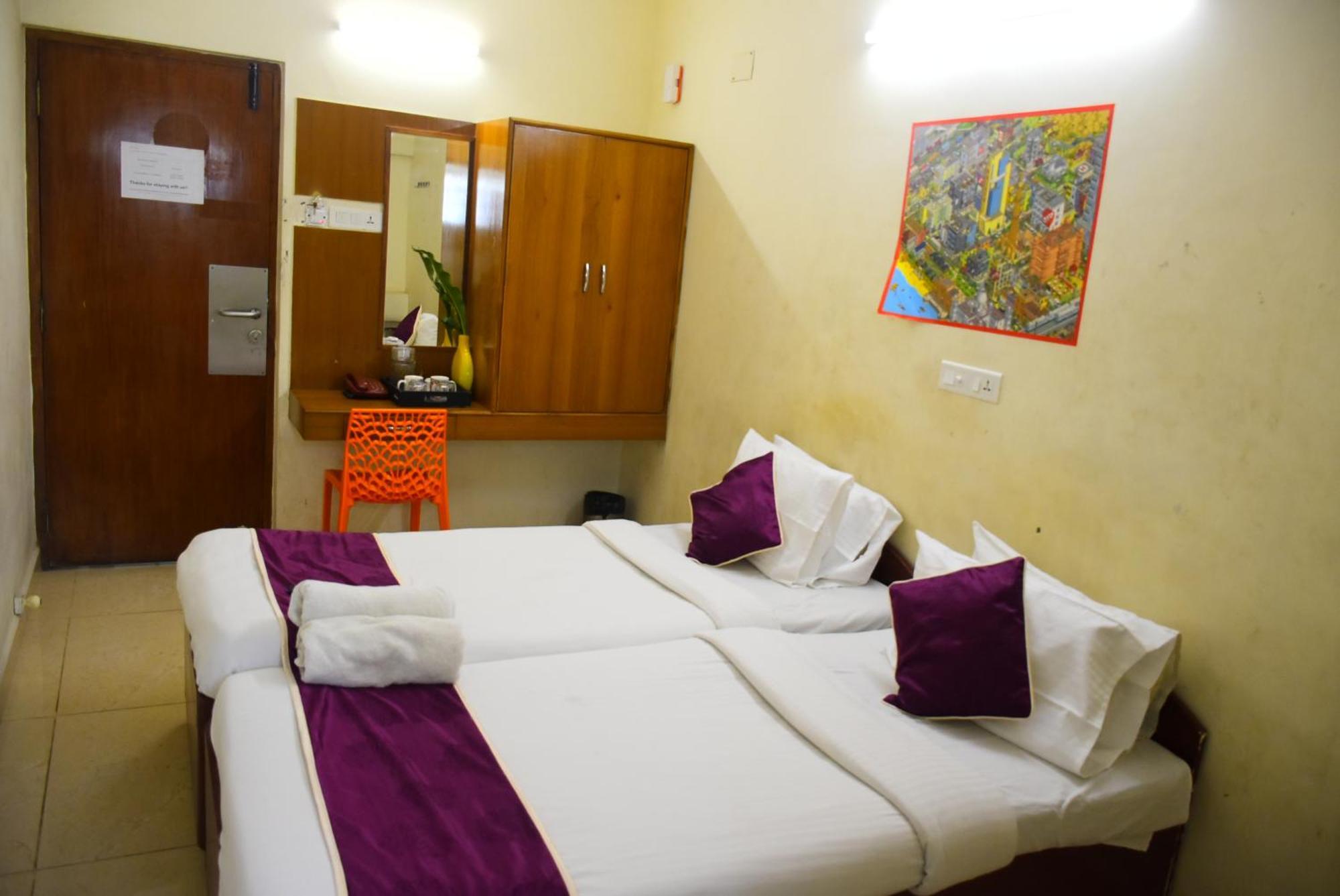 Naksha Tree Hotels Kishore Inn - Koyambedu Madrás Exterior foto